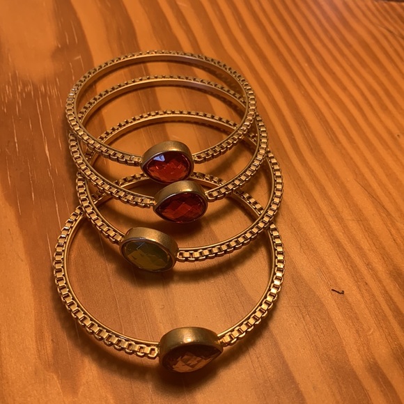 Set of green, pink, purple stone stacking bracelets. Can be worn individually. - Picture 4 of 4